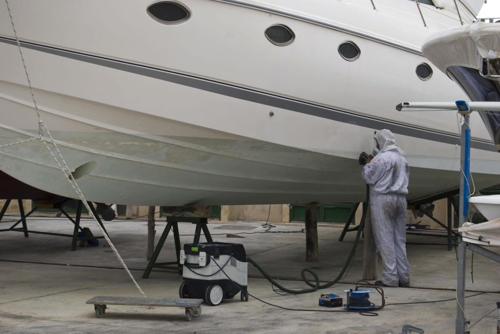 Professional Boat Cleaning